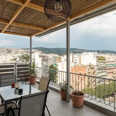 Unique Skyview Apartment-downtown *