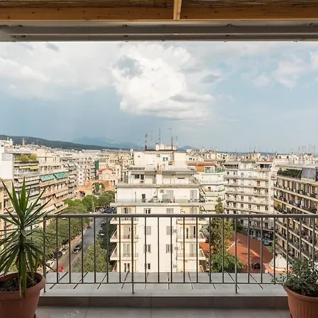 Unique Skyview Apartment-downtown Salonic