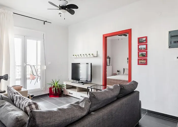 Unique Skyview Apartment-downtown *