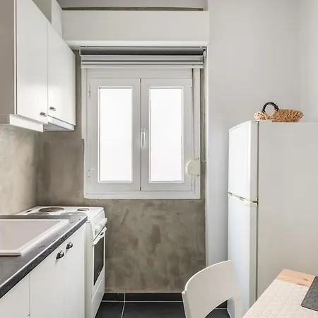Unique Skyview Apartment-downtown Daire Selanik