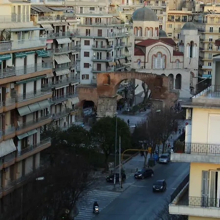 Appartamento Unique Skyview Apartment-downtown