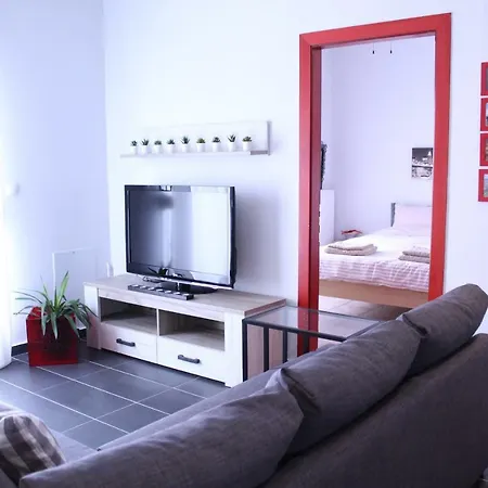 Unique Skyview Apartment-downtown Apartment *
